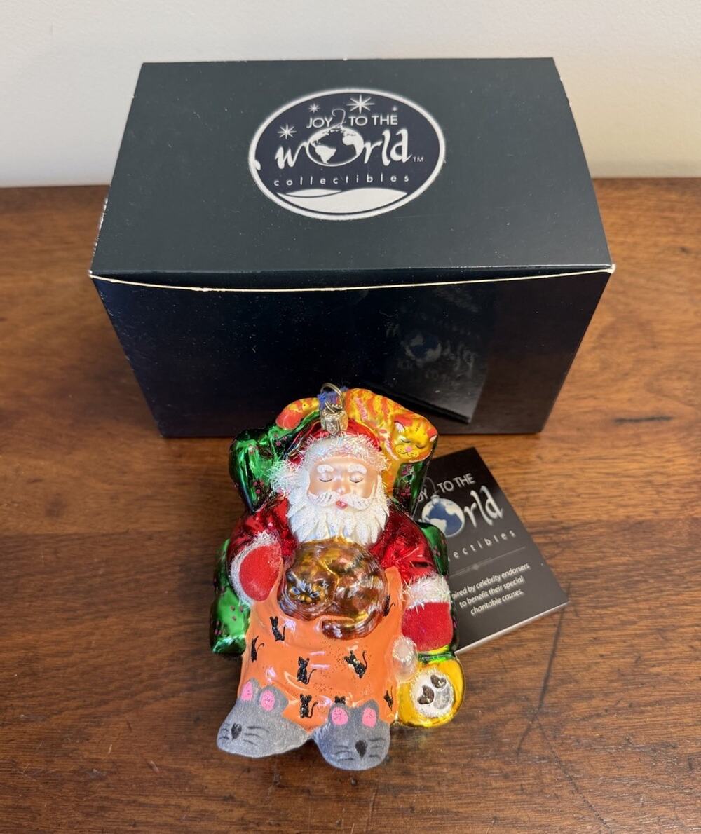 Betty White Signed 2002 Cat Nap Glass Ornament Joy to World COA Box Poland